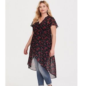 🖤 NWOT Torrid Black Floral Chiffon Maxi Blouse 🖤